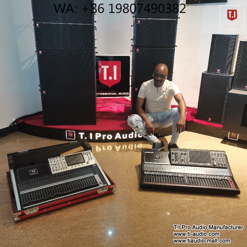 Audio Music Live - 32チャンネルデジタルミキサーコンソール、パーティーやライブミュージックショー用のプロフェッショナルDJオーディオ機器